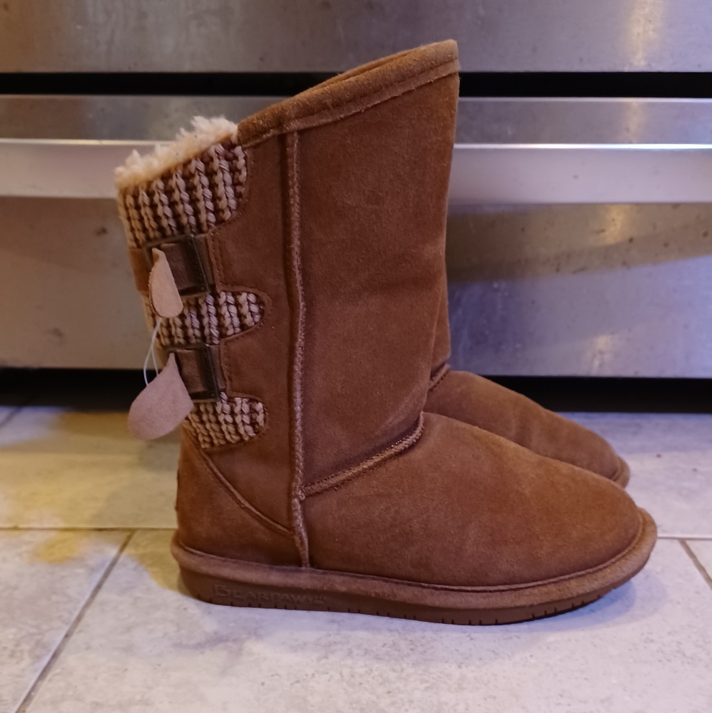 Bearpaw kids suede shearling buckle boots size 2 tan